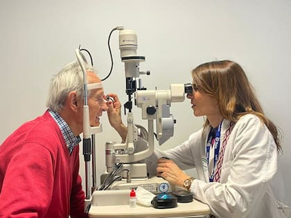 La herramienta busca acercar el control visual a personas con diabetes que viven lejos de centros especializados