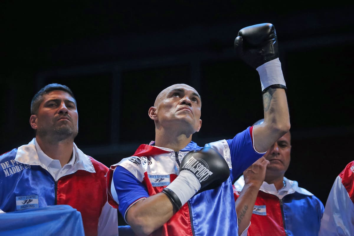 La Hiena Barrios regresó a un ring y ganó