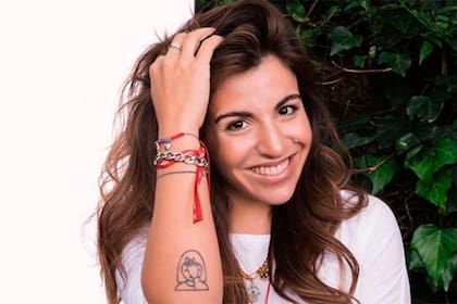 La hija de Diego Maradona y Claudia Villafañe compartió una foto familiar de otros tiempos