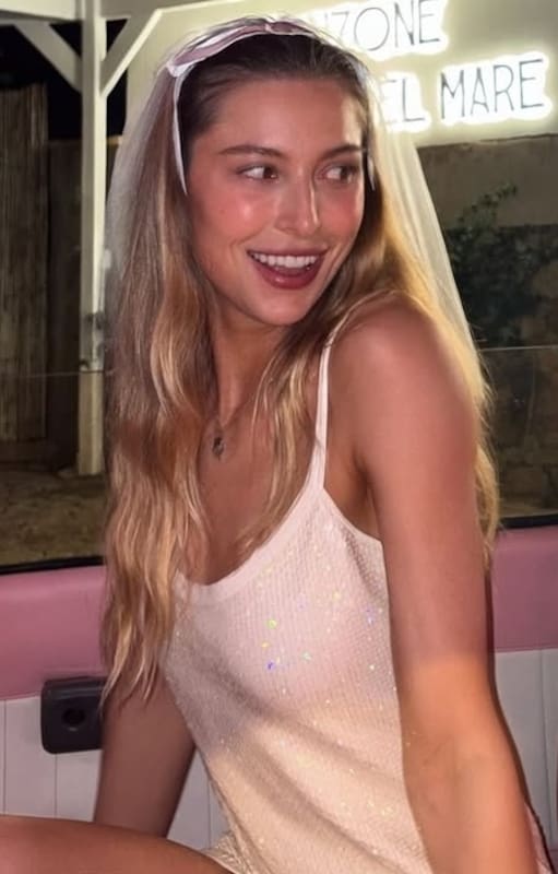 La hija de Steve Jobs, Eve, se casó el pasado sábado en los Cotswolds, una exclusiva localidad de la campiña inglesa, con el jinete olímpico Harry Charles.