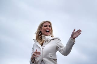La misteriosa ausencia en la campaña de la hija preferida de Trump desata especulaciones