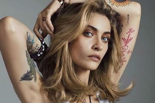 Paris Jackson reveló que el consumo de drogas le perforó el tabique nasal y lo mostró en un TikTok