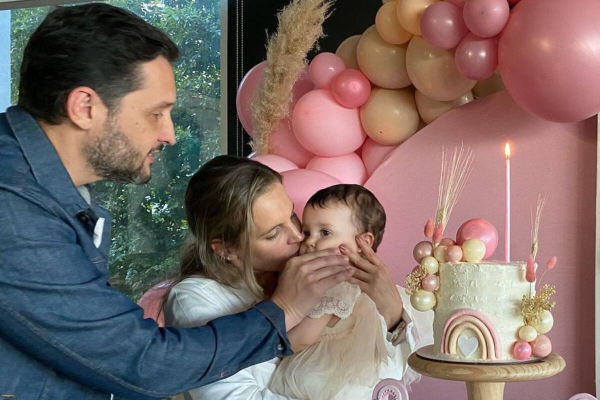 La hija menor de Sabrina Garciarena y Germán Paoloski cumplió un año y la pareja lo celebró con un festejo acotado, por la pandemia de coronavirus.
