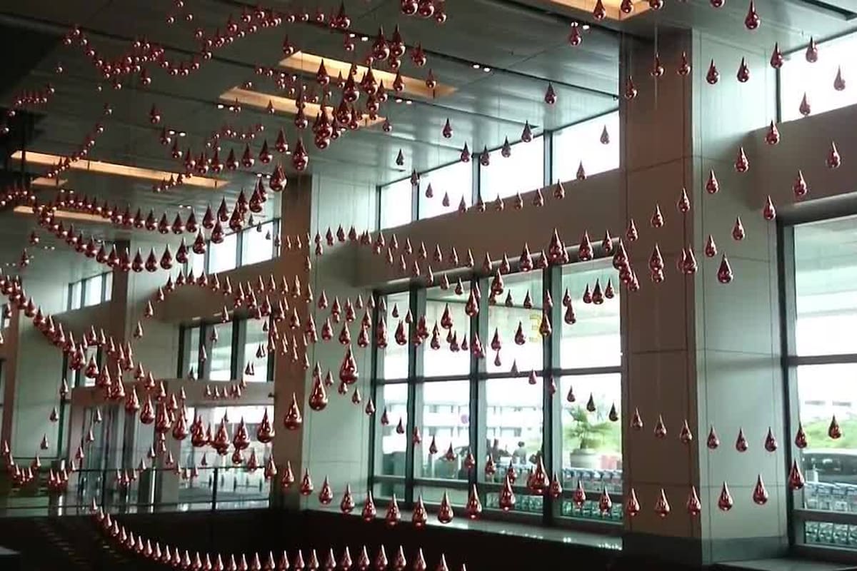 La hipnótica instalación de Singapur, Kinetic Rain