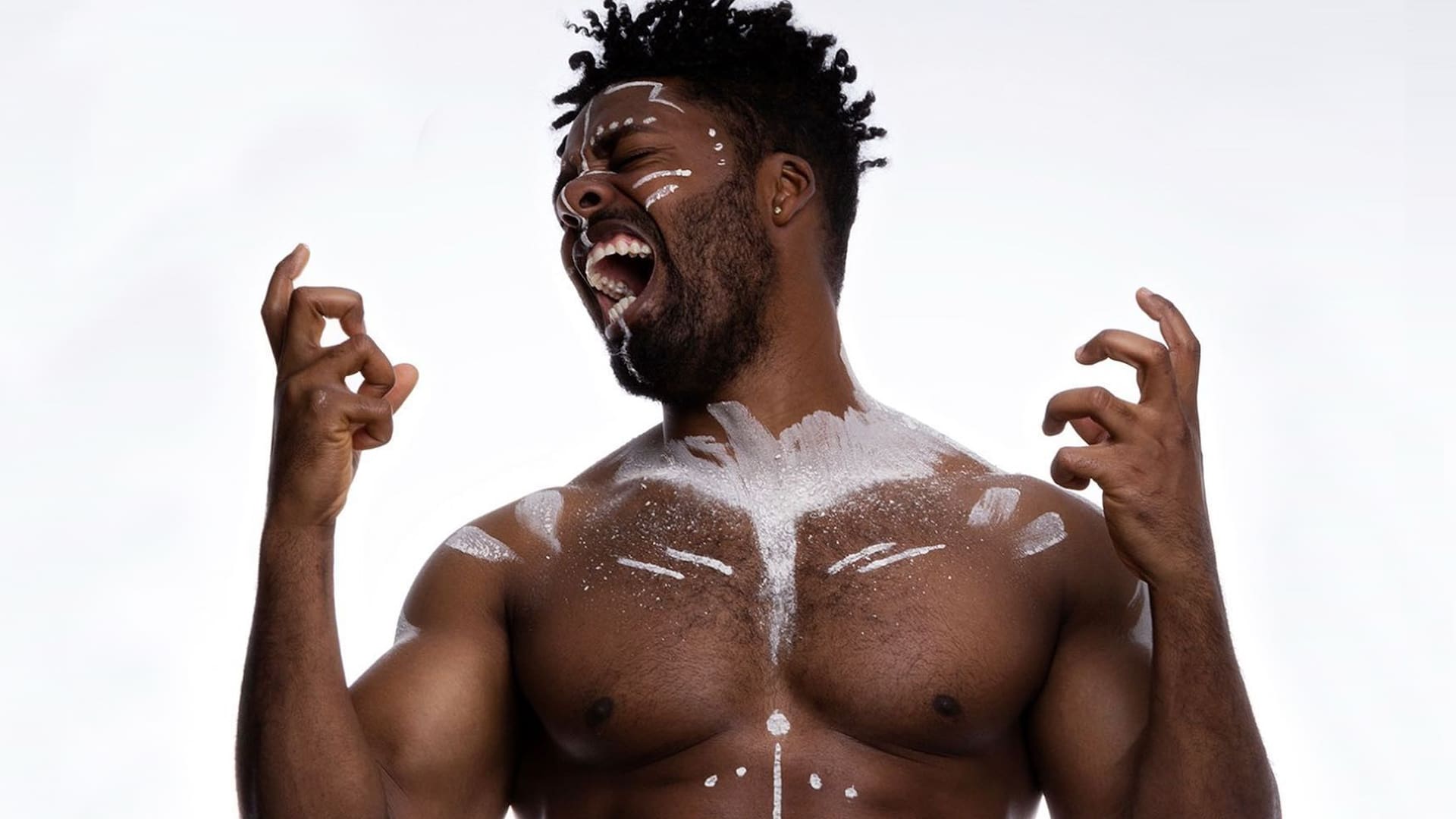 La historia de Esmerlyn Nouel, el actor dominicano de 36 años que trabaja con Nico Vázquez en Rocky: "La estoy pasando muy bien, conocí gente muy bonita, tengo una nueva familia en el teatro. Me están ayudando un montón. En especial Nico"