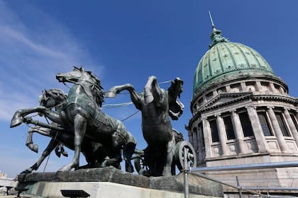 La historia de Pichetto permite recorrer la vida del último cuarto de siglo en el Congreso