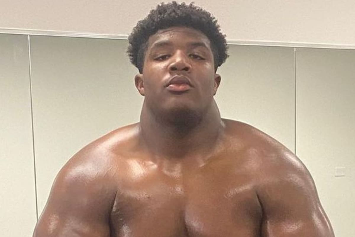 La historia de Tyler Parker, el joven que asombró en la NFL a sus 14 años