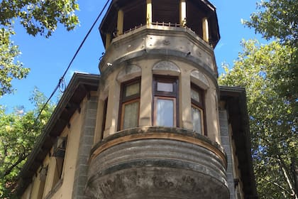 La historia de un lugar es parte de su encanto. Viajá al pasado en estos edificios con memoria y personalidad.