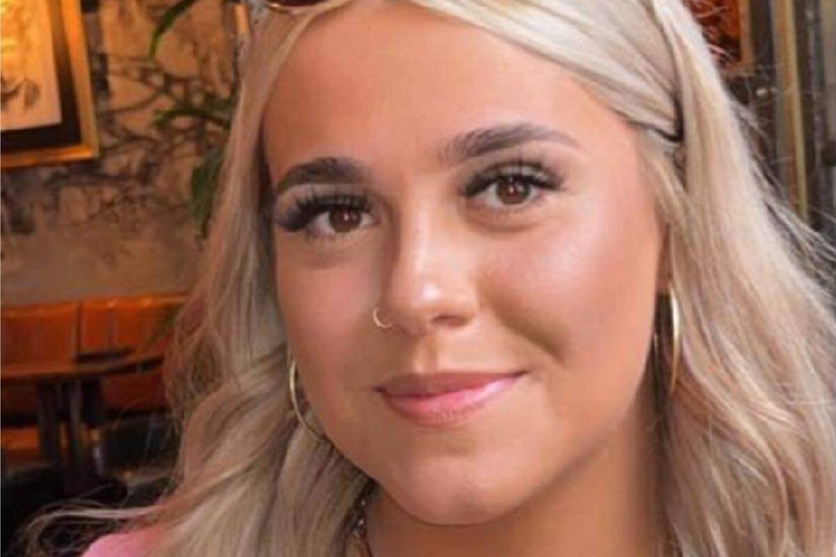 La historia de una joven galesa que retornó de sus vacaciones y a causa de una bacteria falleció