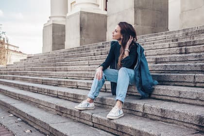 La historia del calzado cómodo para la calle no es historia nueva, pero es cierto que cada vez encuentra lugar en más escenarios