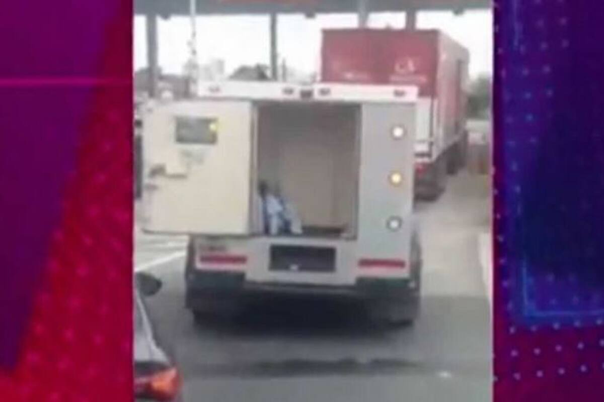 La historia del camión de caudales que viajó con las puertas abiertas