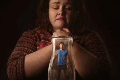 La historia, la cual vivió el mismo intérprete, desató la furia Fiona Harvey, la acosadora real, que llevó a la justicia a los responsables del gigante streaming