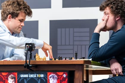 La histórica y polémica partida entre Magnus Carlsen y Hans Niemann