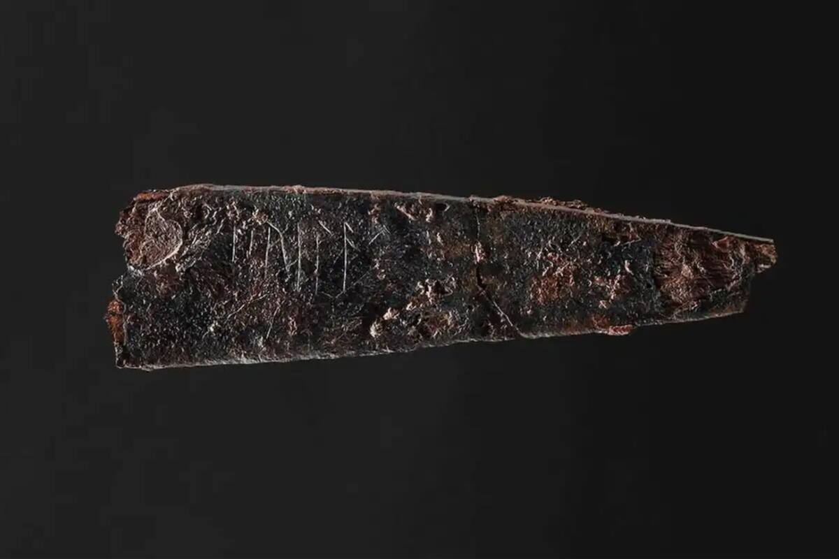 La hoja de cuchillo con la inscripción rúnica más antigua de Dinamarca