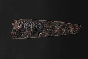 La hoja de cuchillo con la inscripción rúnica más antigua de Dinamarca