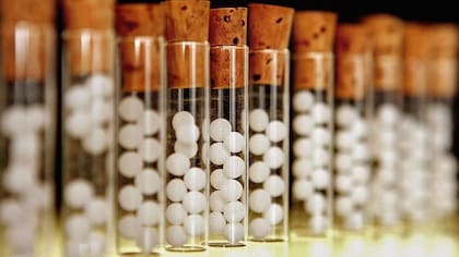 La homeopatía no sale bien parada en el nuevo libro de Pasternak y Orsi