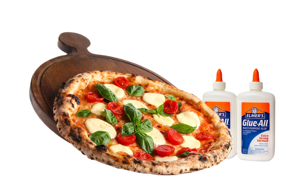 La IA de Google recomienda ponerle pegamento a una pizza casera, en una serie de respuestas erradas que se hicieron virales por estos días