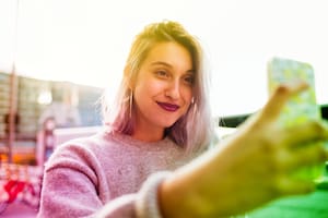 El paso a paso para hacer las fotos junto a un famoso