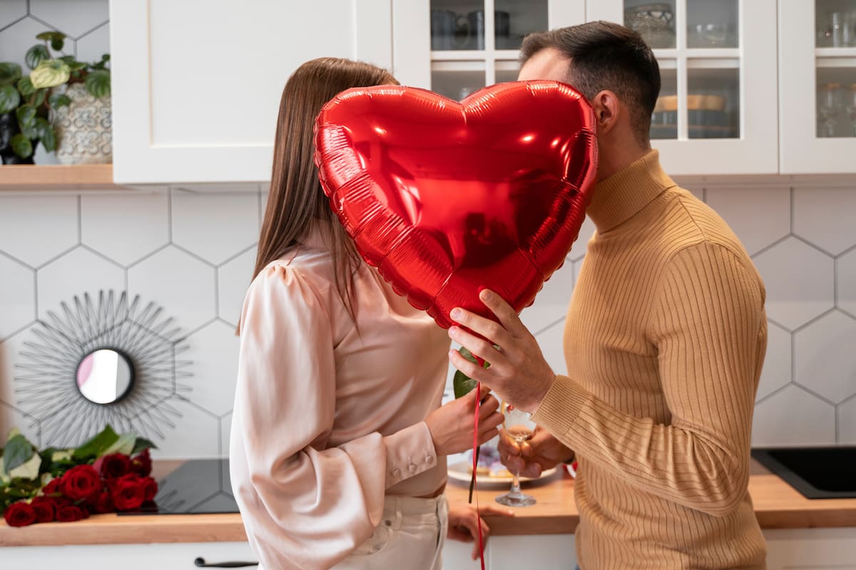 La IA ofreció un listado de planes para hacer con la pareja en el Día de los Enamorados