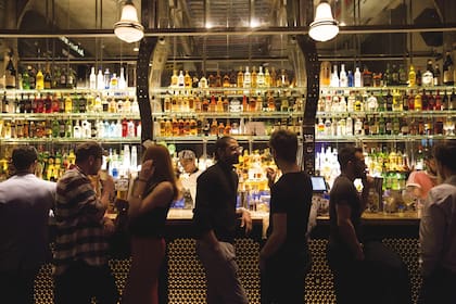 La idea de Uptown, según su propietario, es que sea un lugar para llegar a las 11 de la noche y quedarse hasta las 3 de la mañana