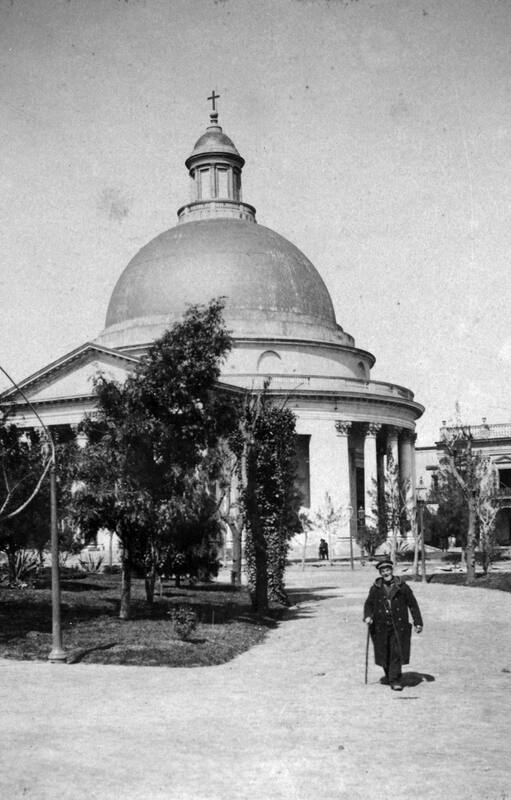 La Iglesia de la Inmaculada Concepción, conocida cariñosamente como “La Redonda”, es el corazón del barrio de Belgrano