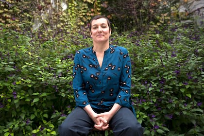 La ilustradora y autora francesa llegó a Buenos Aires con un nuevo libro bajo el brazo; "pintar es un momento de meditación", dice