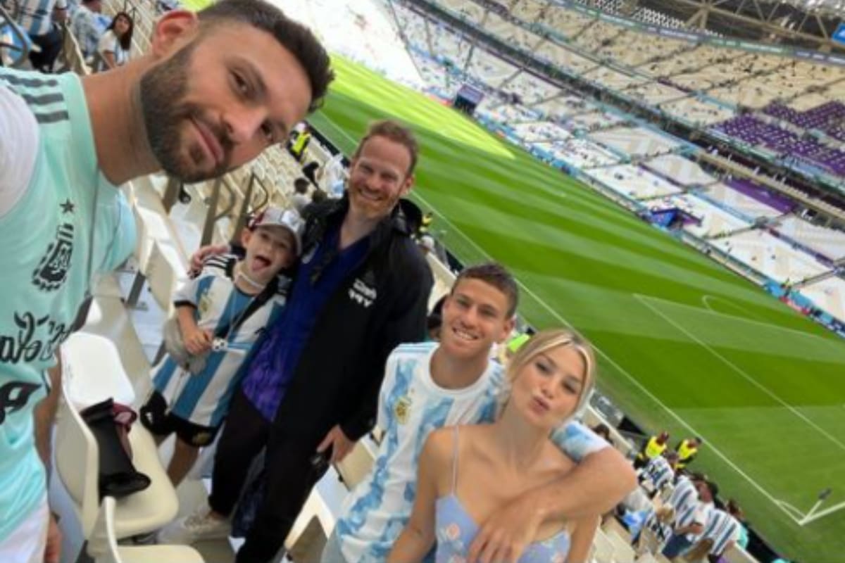 La imagen de Diego "Peque" Schwartzman en el estadio Lusail en la previa de Argentina vs. Arabia Saudita por el Mundial 2022