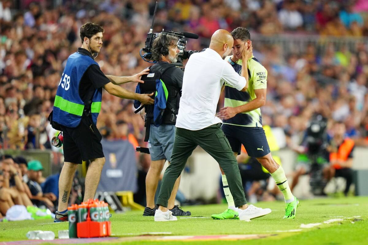 La imagen de Julián Álvarez y Pep Guardiola que se volvió viral