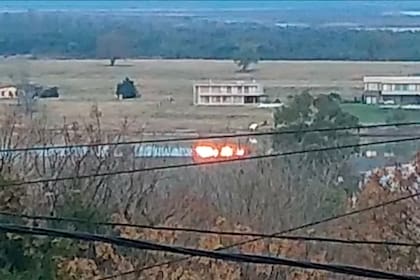 La imagen de la luz en el lecho del río tomada por el trabajador de la construcción Néstor Gustavo