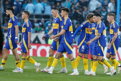 La imagen de los jugadores de Boca en el entretiempo de la derrota ante Racing