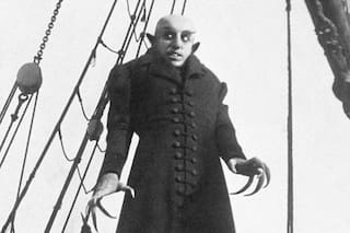 Cuál es el origen de la historia de Nosferatu y qué relación tiene con Drácula