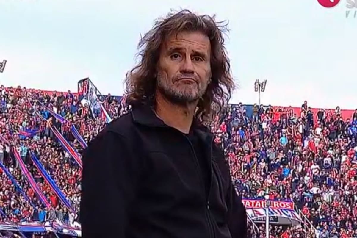 La imagen de Rubén Insúa en el triunfo de San Lorenzo ante Boca que se viralizó en las redes sociales (Foto: Captura de Twitter)