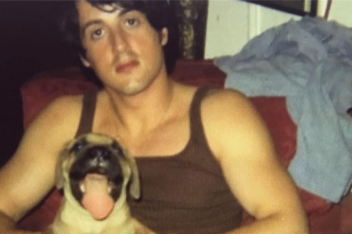 La imagen de Stallone, Butkus y su cuaderno donde empezó a escribir guiones