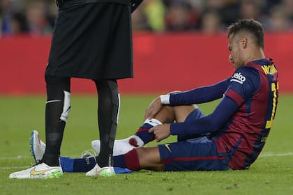 La imagen del tobillo ensangrentado de Neymar