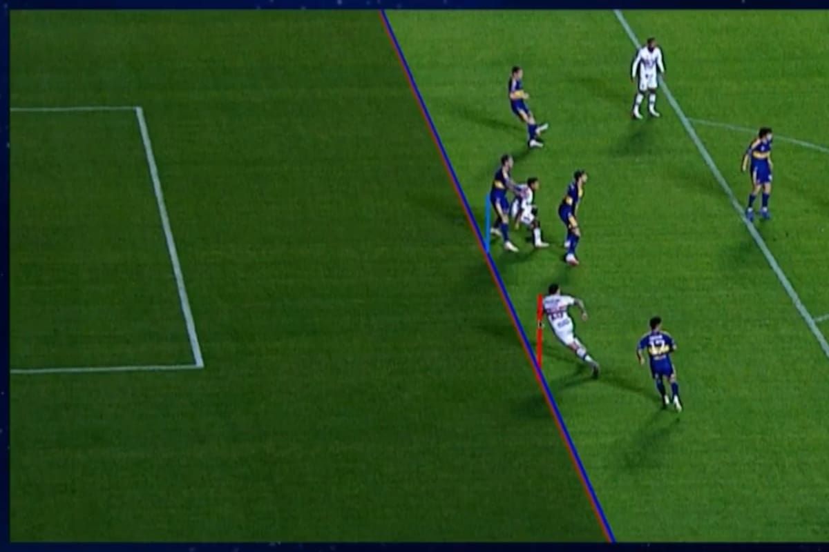 La imagen del VAR que determinó la posición adelantada y anuló el gol de San Pablo ante Boca en el Morumbí.