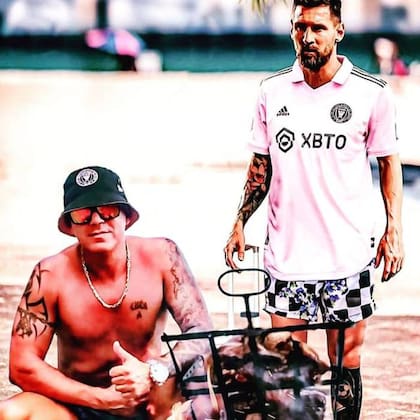 La imagen que posteó este miércoles en su cuenta de Instagram Cacho Cascardo, el jefe de la hinchada de Inter Miami, cuanod se supo que Lionel Messi se sumaba a ese club