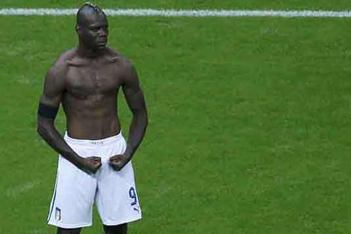 La imagen que pretende inmortalizar el propio Balotelli