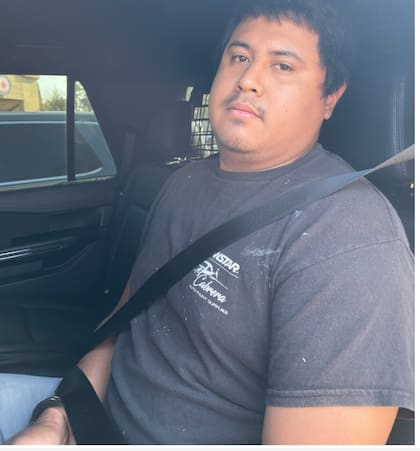La imagen que publicaron las autoridades de Los Ángeles del migrante detenido tras ser acusado de femicidio en México
