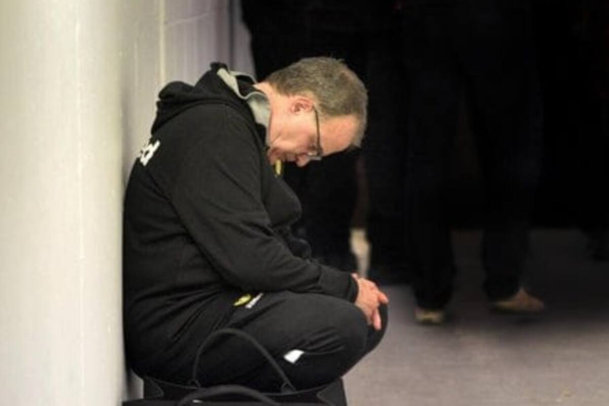 La impactante foto de Bielsa tras la derrota de su equipo