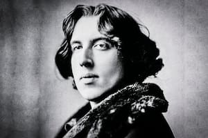 Oscar Wilde: “Un hombre puede vivir feliz con cualquier mujer, siempre y cuando no la ame”
