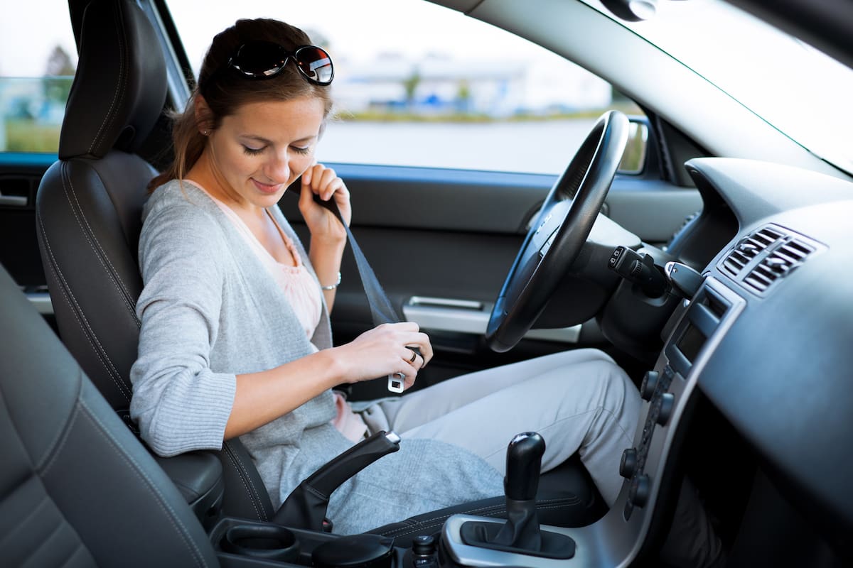 La importante pieza del auto que hay que revisar antes de comprar un auto usado