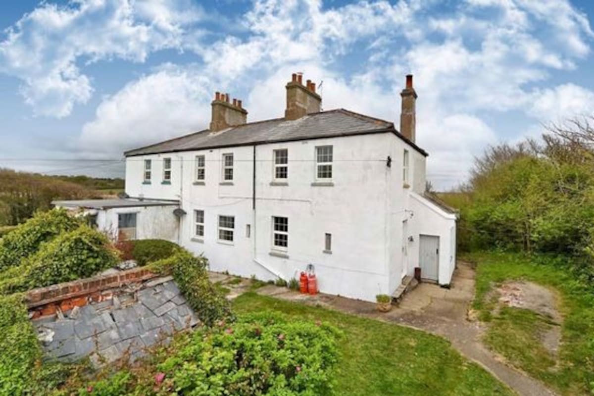La impresionante casa inglesa que se vende con un descuento de 250 mil dólares (Foto: Clarke & Simpson/East Anglia News Service)
