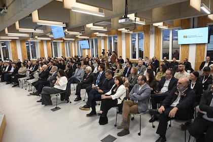 La inauguración de la conferencia se realizó en el Aula Magna del Campus de la Universidad Torcuato Di Tella ubicado en el barrio porteño de Núñez