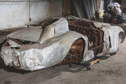 La increíble historia detrás de la millonaria subasta por una Ferrari incinerada