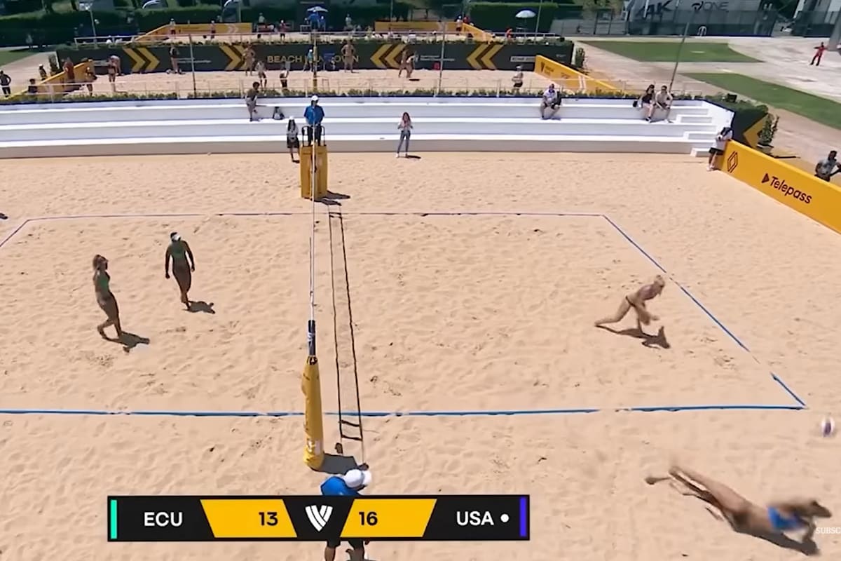 La increíble jugada de la pareja de los Estados Unidos en el Mundial de Beach Volley