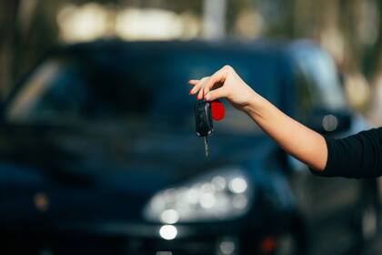 La industria automotriz, con General Motors a la cabeza, ha visto caídas debido al encarecimiento de materiales