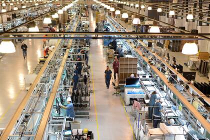 La industria electrónica de Tierra del Fuego se mueve con estándares de marcas globales