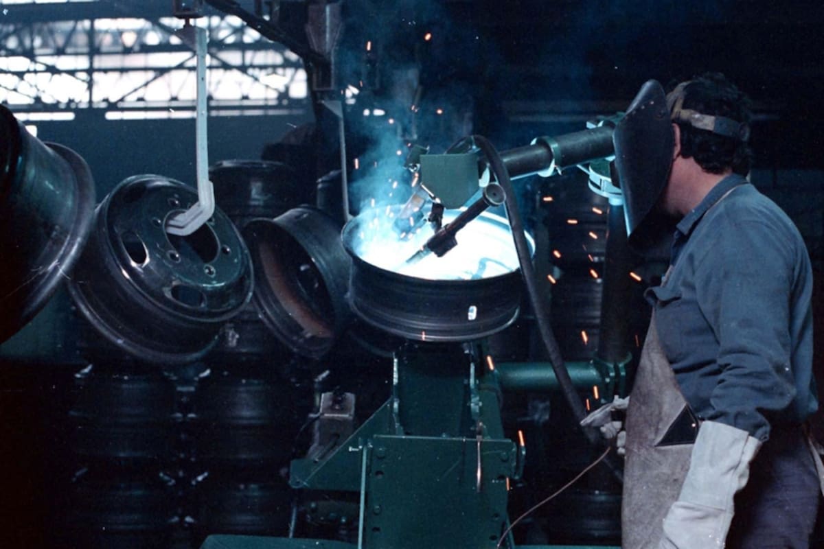 La industria metalúrgica achica personal en Córdoba