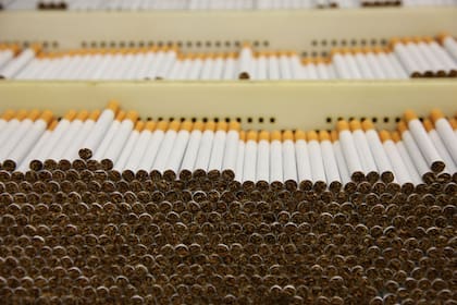 La industria tabacalera está atravesada por acusaciones de lobby y beneficios dispares, pero también denuncias penales