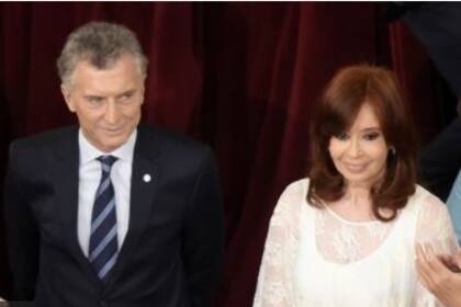 Mauricio Macri y Cristina Kirchner se cruzaron con dureza